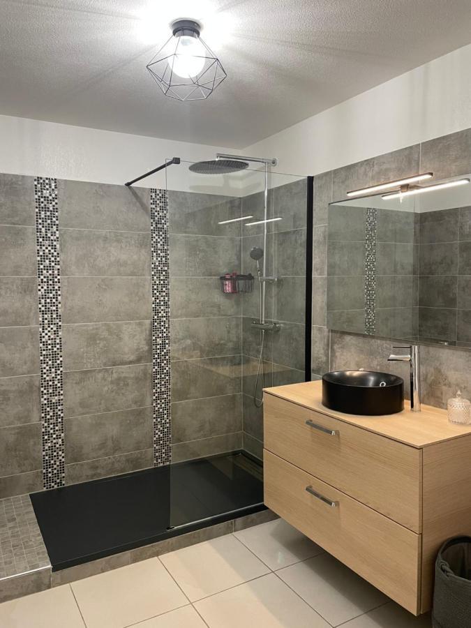 Appartement T3 Climatise,Balcon, Classe 3 Etoiles 르불루 외부 사진